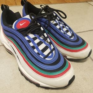 Size 5 Nike Air Max (Like new!)